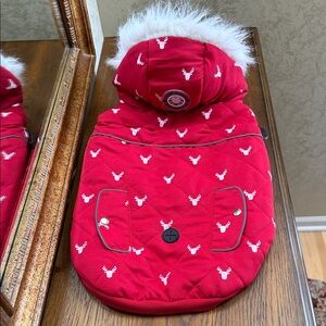 LuvGear Cold Alert red deer print quilted jacket with faux fur collar. Size L.